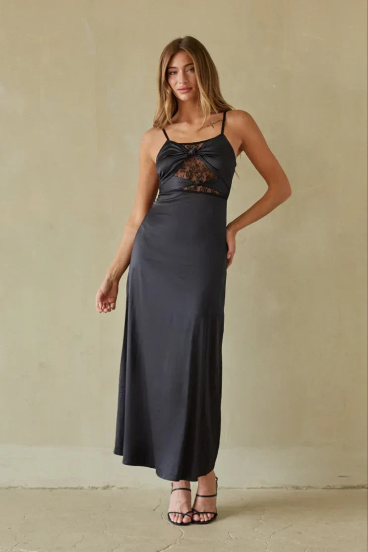 Selma Twist Lace Maxi Dress