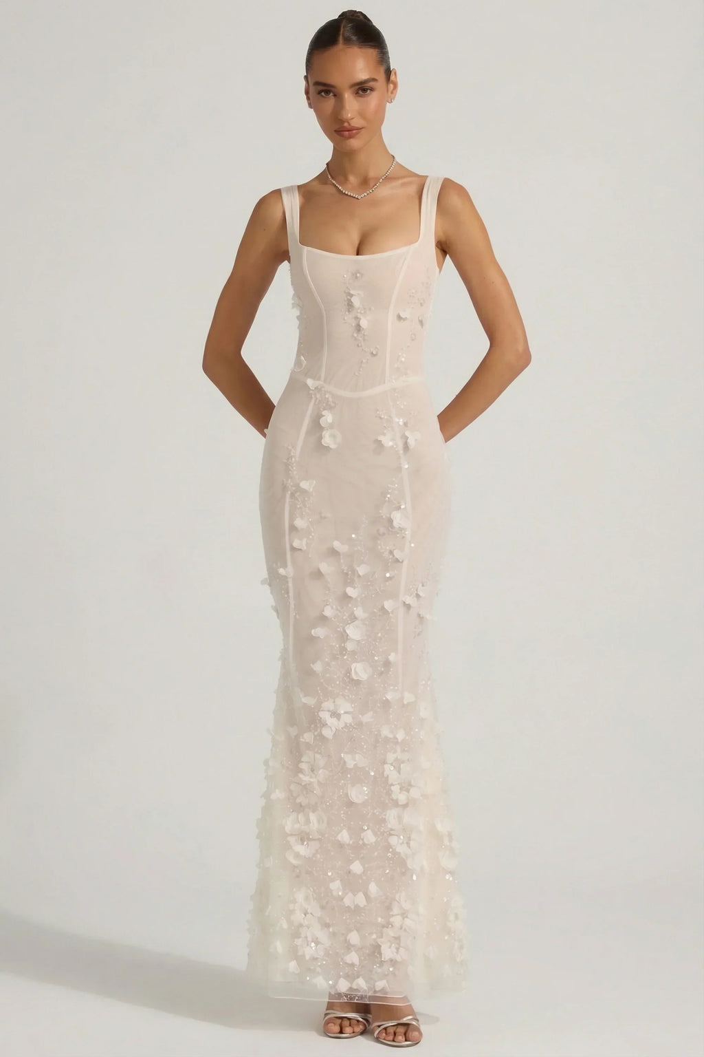 Embellished Appliqué Soft-Scoop Corset Gown in White